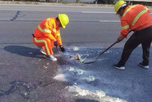 红花岗公路下沉注浆加固